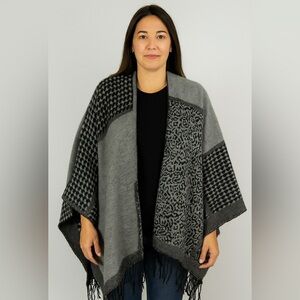 Charlotte Daniel cheetah kimono oversized boho One size shaw